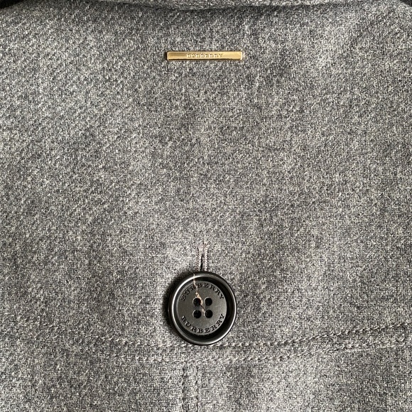 Burberry Mid-Length Belted Coat - Picture 4 of 5